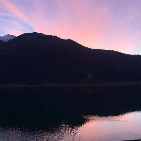 Adeline לינה וארוחת בוקר 3*