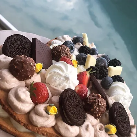 לינה וארוחת בוקר Adeline 3*